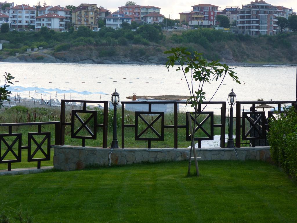 Toma'S Residence - Front Beach Zarewo Exterior foto